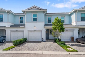 Building Photo - 525 Spoonbill Ter