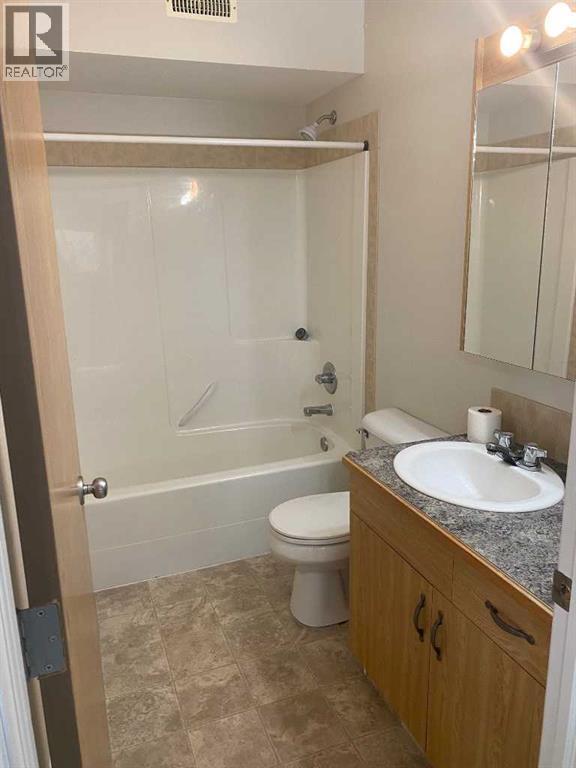 Photo du bâtiment - 23 Highlands Pl W