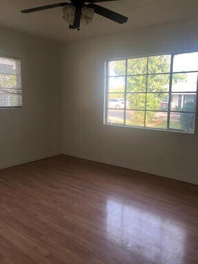 Foto del edificio - 1341 E Hall St