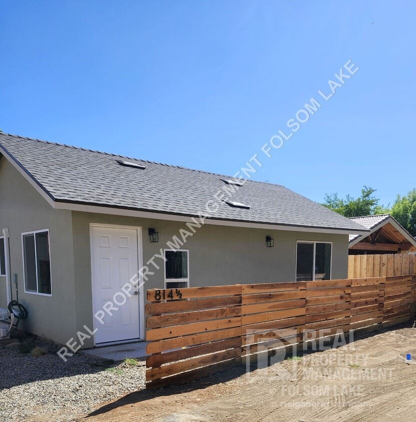 Primary Photo - New 1bd 1ba available in Folsom