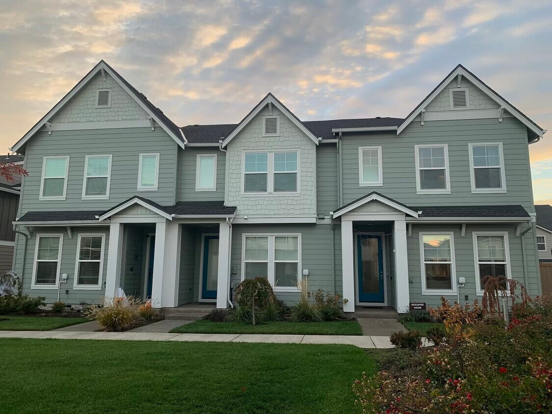 Foto principal - 3314 SE Farrow Ln