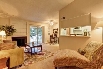 Building Photo - 3600 Greystone Dr