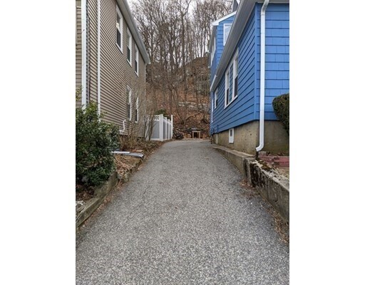 Primary Photo - 32 Mystic Ave