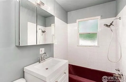 Building Photo - 2411 14th Ave Ct