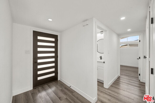 Building Photo - 8153 Tunney Ave