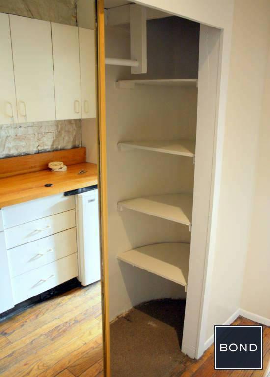 Foto del edificio - 313 E 60th St