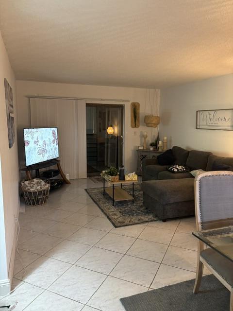 Foto del edificio - 9300 SW 8th St