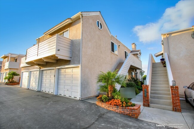 Building Photo - 24095 Vista Corona