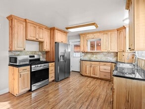 Building Photo - 1465 N 1200 W