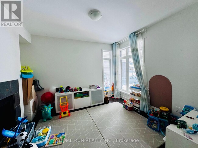 Building Photo - 279 Mount Nebo Way