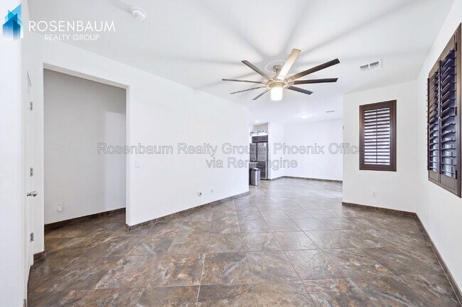 Foto del edificio - 9336 S 33rd Dr