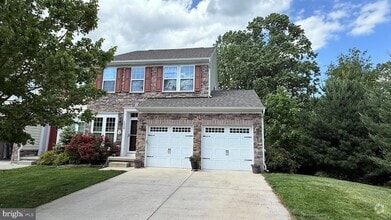 Building Photo - 1228 Madison Ln