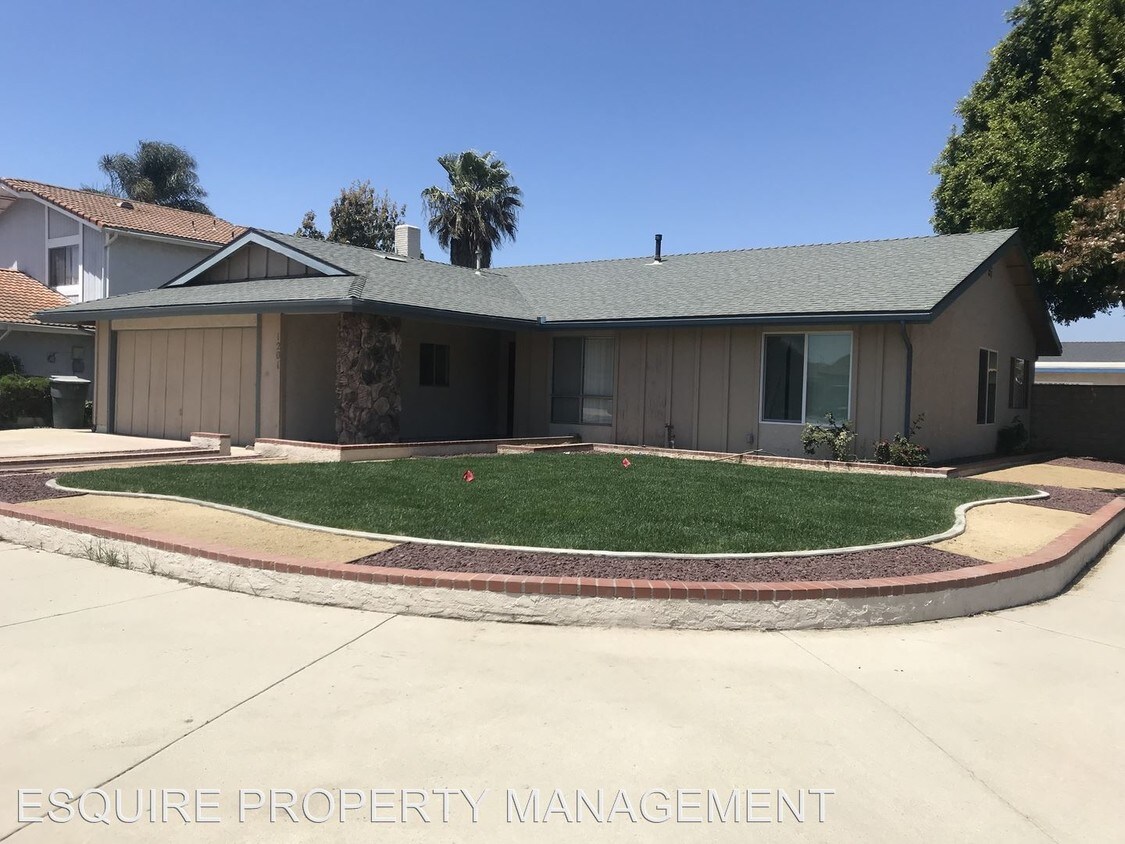 Primary Photo - 4 br, 2 bath House - 1201 JUNEBERRY PL