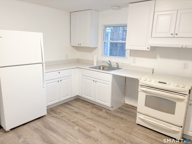 Foto del edificio - 126 Skipper St