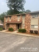 Building Photo - 806 Andrea Ln