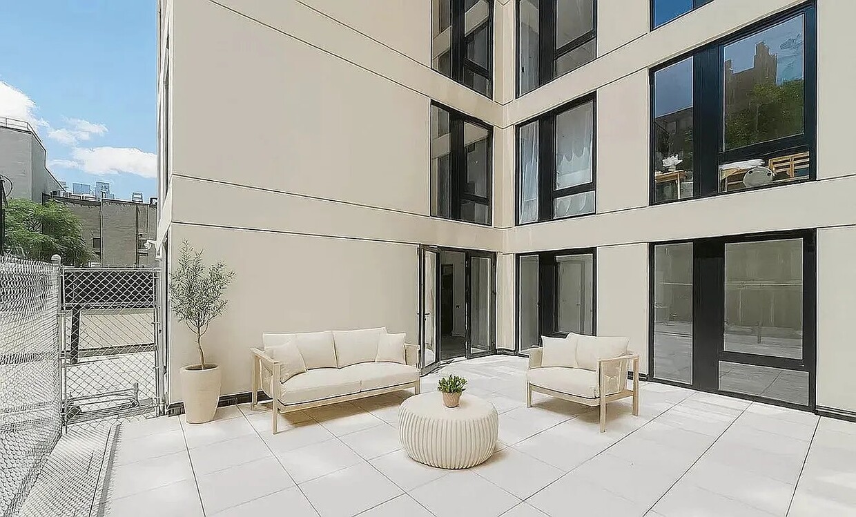 Foto principal - 60 W 125th St