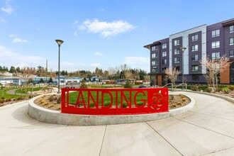 Building Photo - 6901 NE 184th Ln