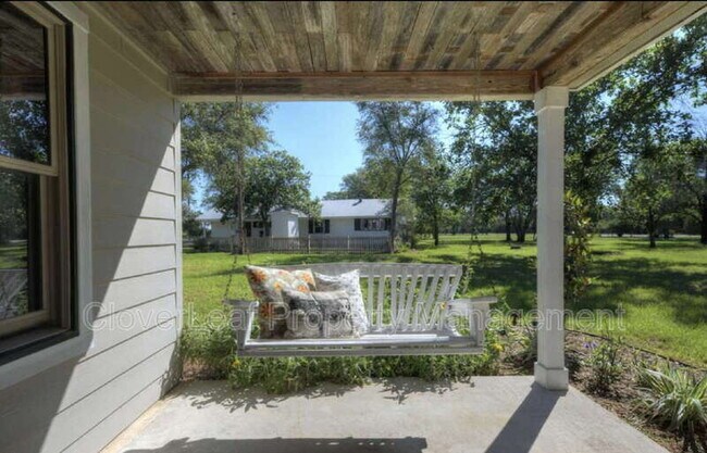 Building Photo - 28035 Delafield Dr