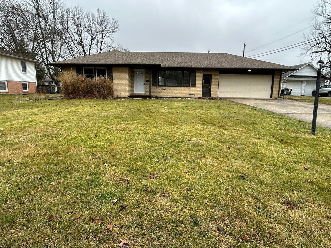 Primary Photo - 3020 W 11th St