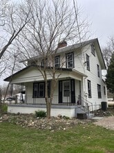 Building Photo - 1690 Dyer Rd