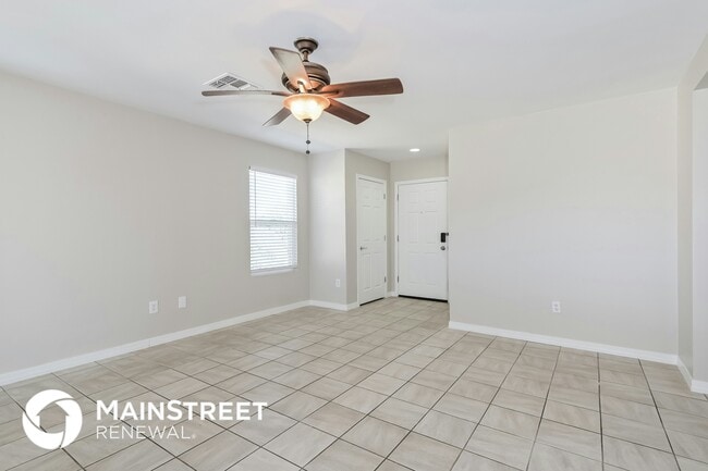 Foto del edificio - 8304 W Razorbill Dr