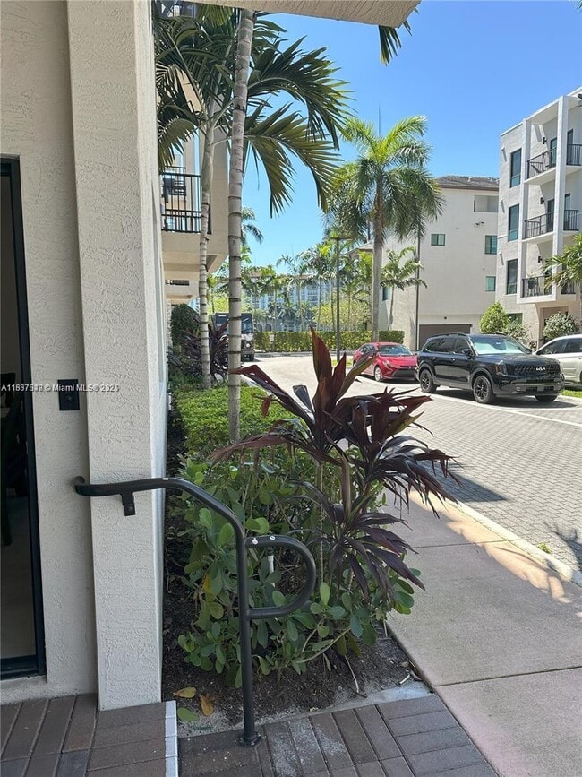 Foto del edificio - 4670 NW 84th Ave