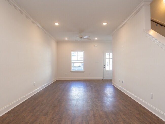 Foto del edificio - 3504 Fenwick Wy