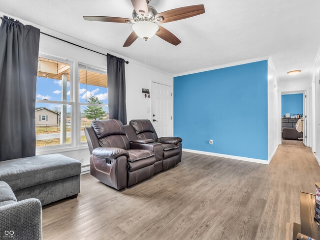 Building Photo - 12386 S Hillview Dr