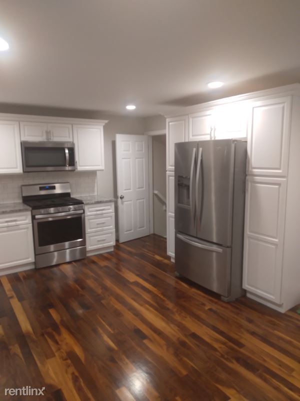 Building Photo - 2 br, 2 bath Townhome - 141 New Rd #1 Unit #1