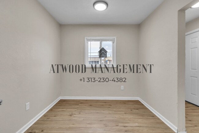 Foto del edificio - This beautifully updated 3-bedroom, 1-bath single-family home is ready for move-in!