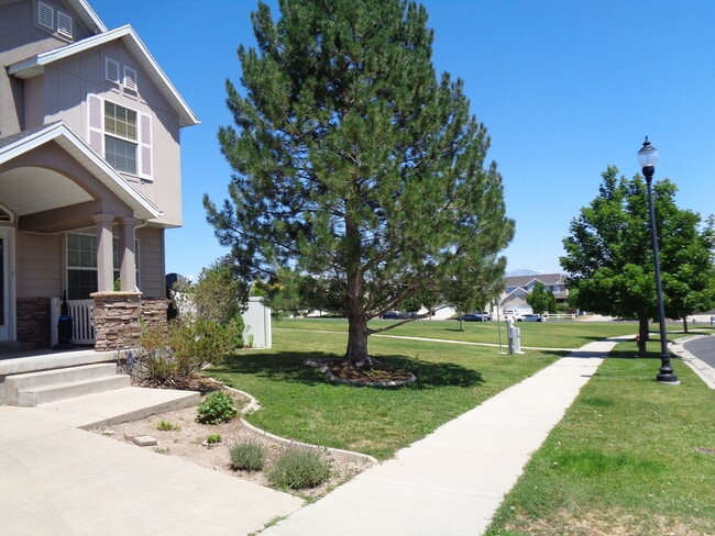 Building Photo - 6758 W Haven Maple Dr