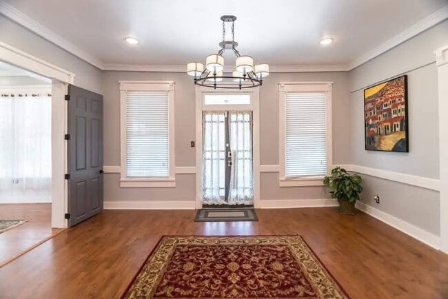 Building Photo - 407 N Moody St