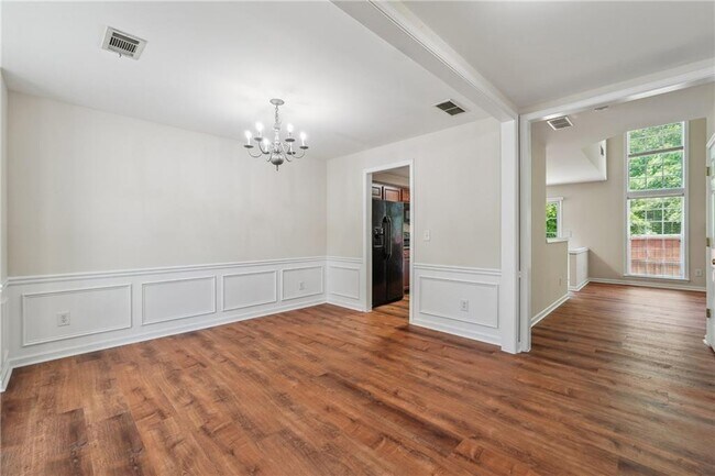 Building Photo - 916 Wendlebury Ct