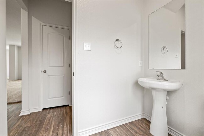 Foto del edificio - 14301 Prairie Sod Ln