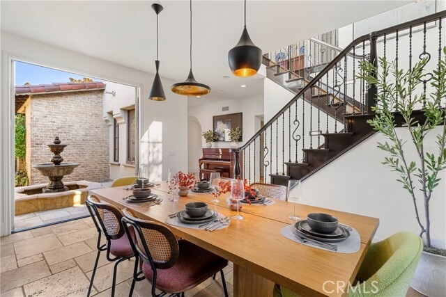 Building Photo - 7 Pacific Winds