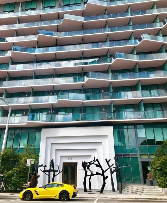 Building Photo - 1300 S Miami Ave