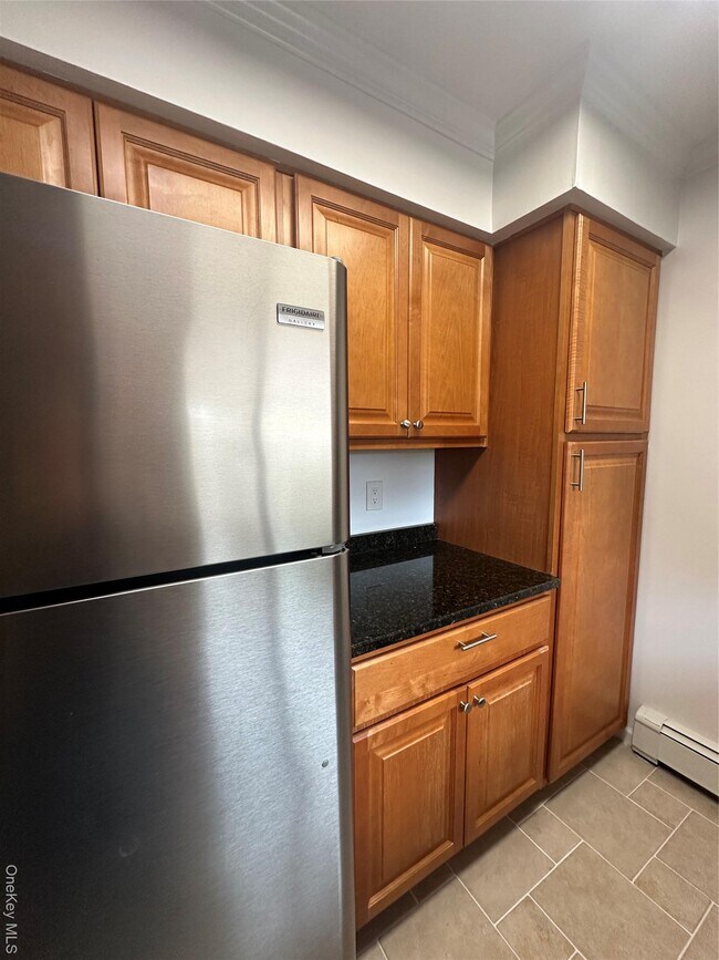 Foto del edificio - 12 Central Dr