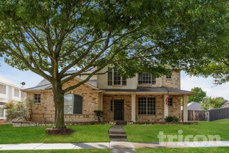 Building Photo - 813 Wolf Trail