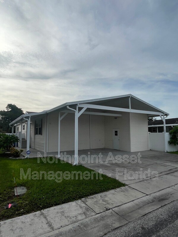 Building Photo - 8441 Fantasia Park Way