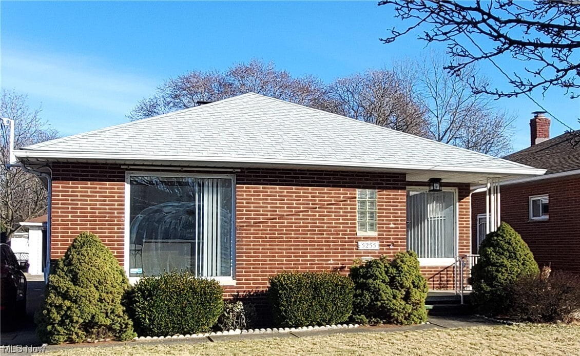 5255 E 135th St, Garfield Heights, OH 44125 House Rental in Garfield