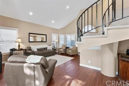 Building Photo - 740 S Palomino Ln