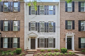 Building Photo - 15764 Castle Watch Ave