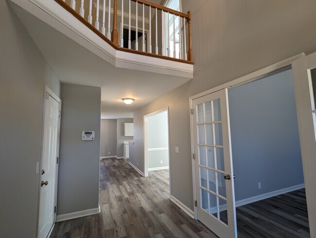 Building Photo - 4713 Derbyshire Dr