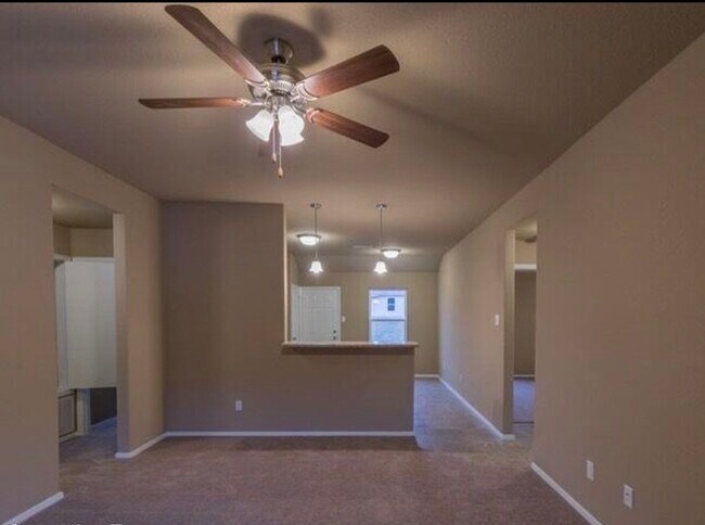 Foto del edificio - 12032 Big Ridge Cir