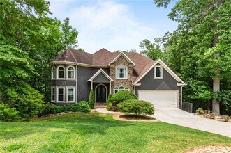 Building Photo - 2990 Hearthstone Dr