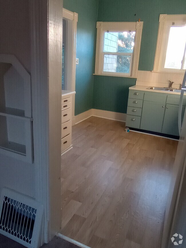 Mansfield Park Houses for Rent with High Ceilings Port Huron, MI 1