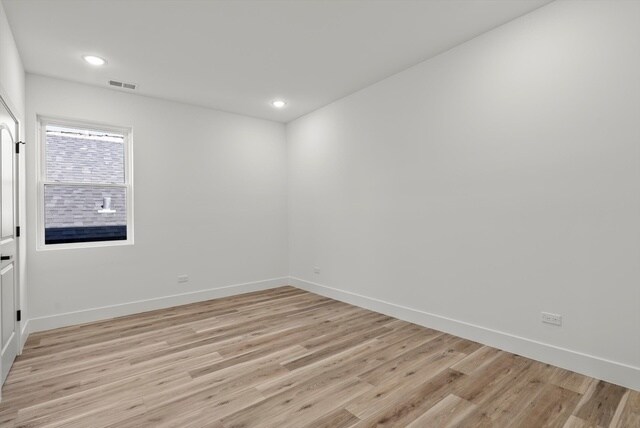 Building Photo - 6538 S Rhodes Ave