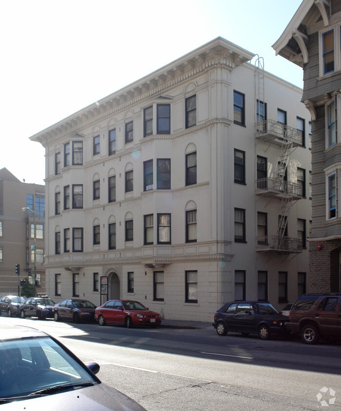Building Photo - 1101 Pine St