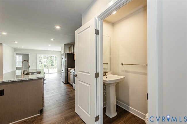 Building Photo - 410 Bright Lemon Ct
