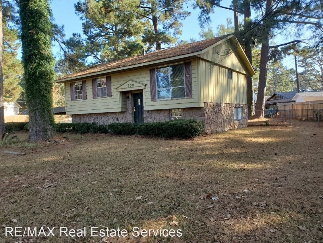 Primary Photo - 4 br, 1.5 bath House - 3130 Linda